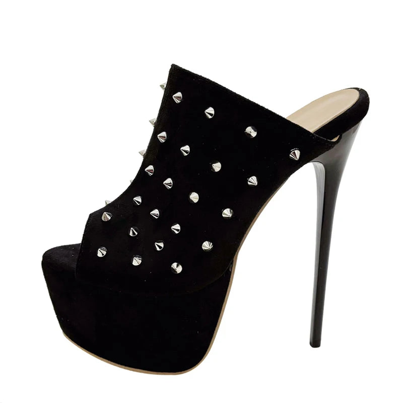 Mules donna Liyke nere con borchie e maxi plateau