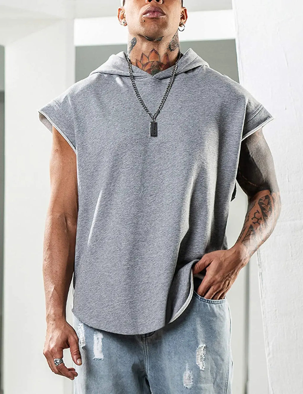 Top sportivo uomo senza maniche con cappuccio