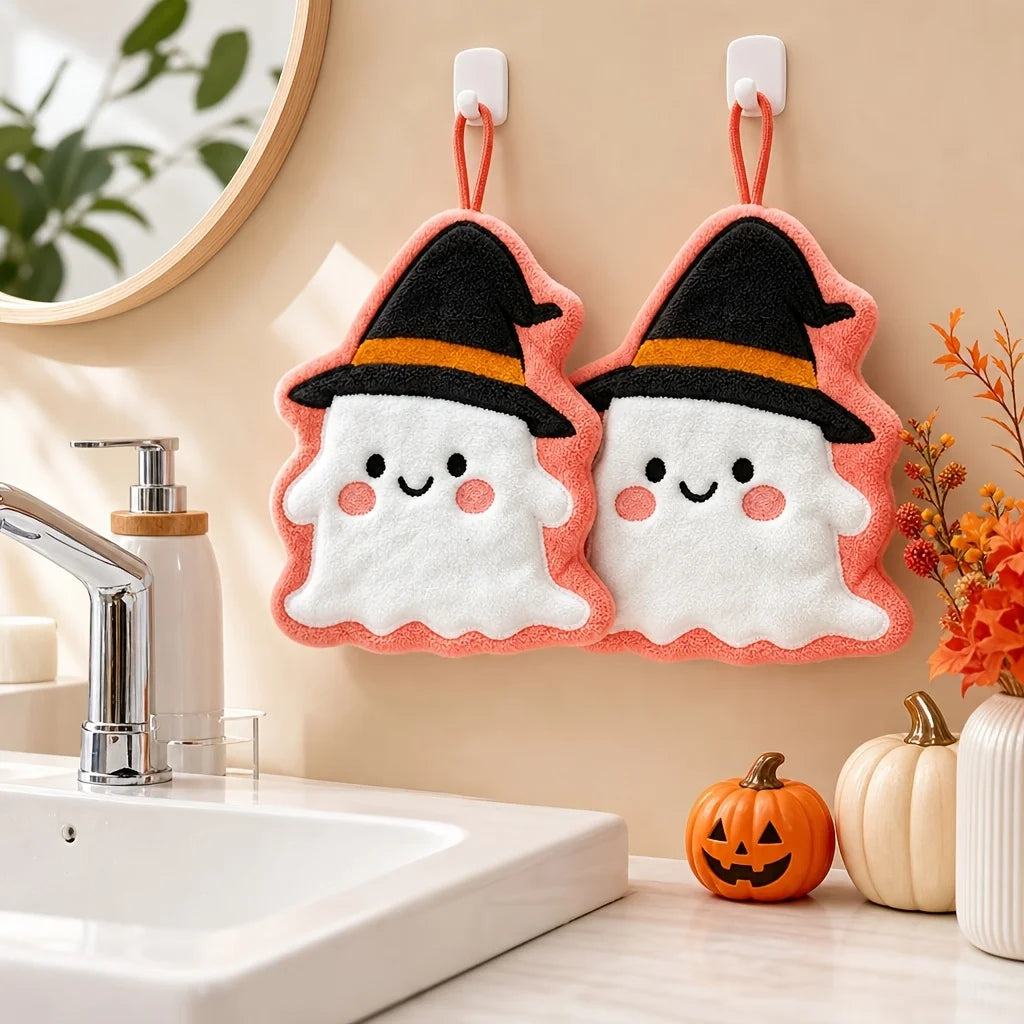 2-piece Halloween decoration set: handkerchiefs shaped like witch hats and ghosts, made of quick-drying coral fleece for the bathroom.