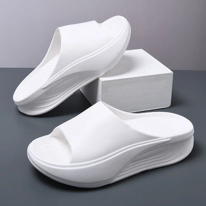 Tongs d’été tendance pour homme, semelle épaisse antidérapante, pour le sport et les activités aquatiques, résistantes à l’usure, idéales pour la plage