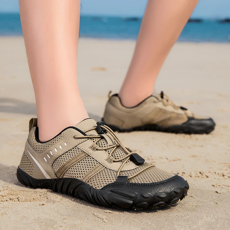 Large Size Wide Toe Shoes for Men's Outdoor Hiking and Cycling Casual Sports Shoes Shoelaces Anti Slip Rubber Sole Yijiao Shoes