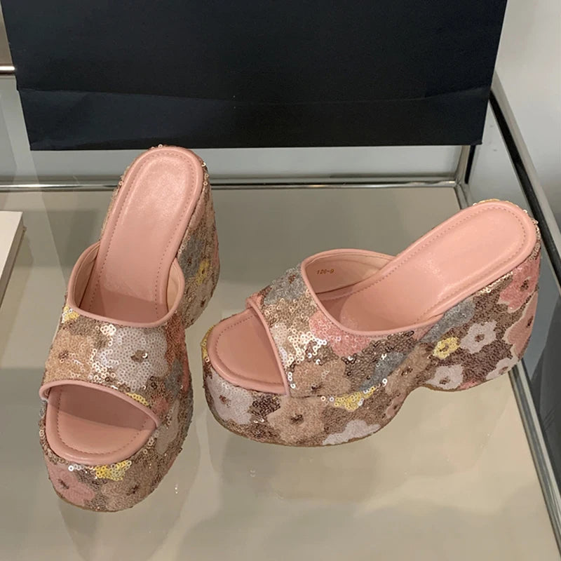 Mules donna Liyke con zeppa floreale di paillettes