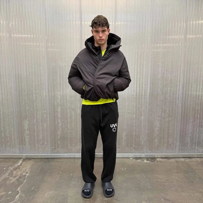 Giacca imbottita con cappuccio e tasche zip