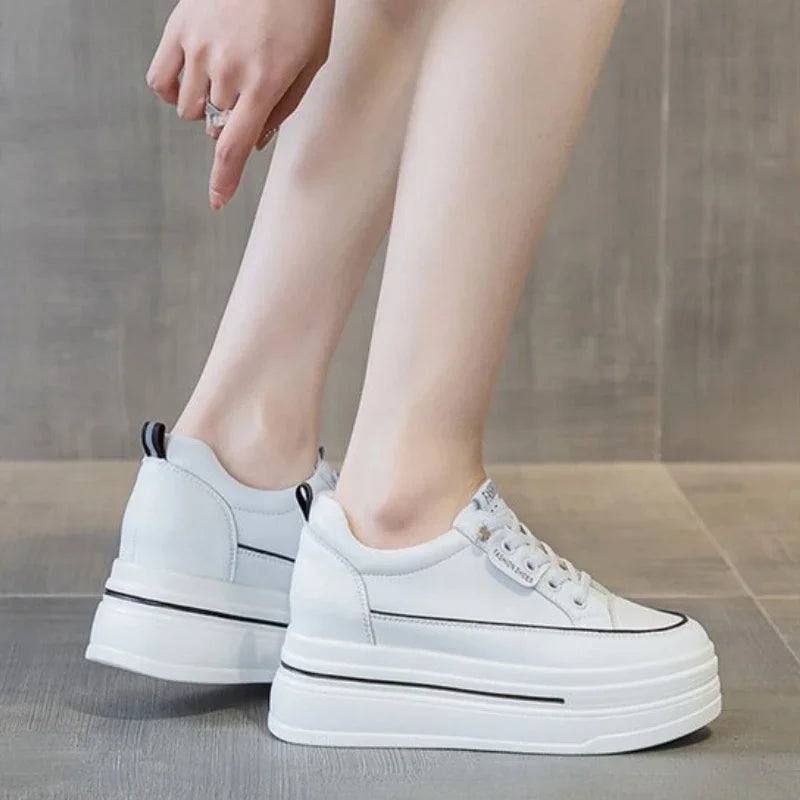 Freizeit-Sneaker für Damen mit Plateau, versteckter Absatz, Schnürschuhe, vulkanisierte Damenschuhe, atmungsaktive Lederschuhe, bequeme Damenschuhe