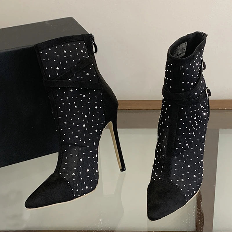 Stivaletti donna Liyke in rete con strass e cinturini