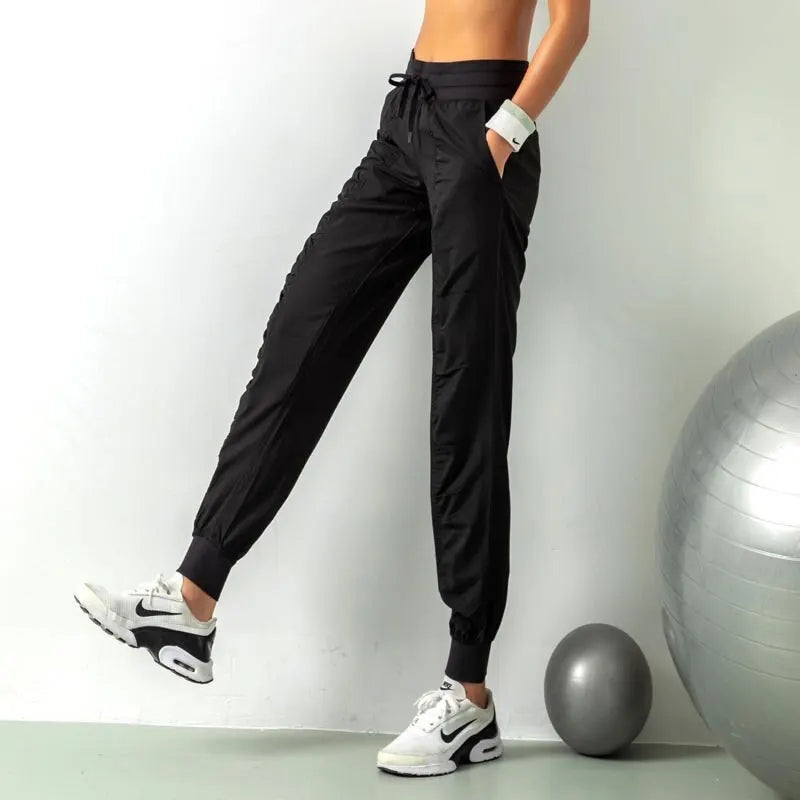 Pantaloni sportivi donna con coulisse e tasche