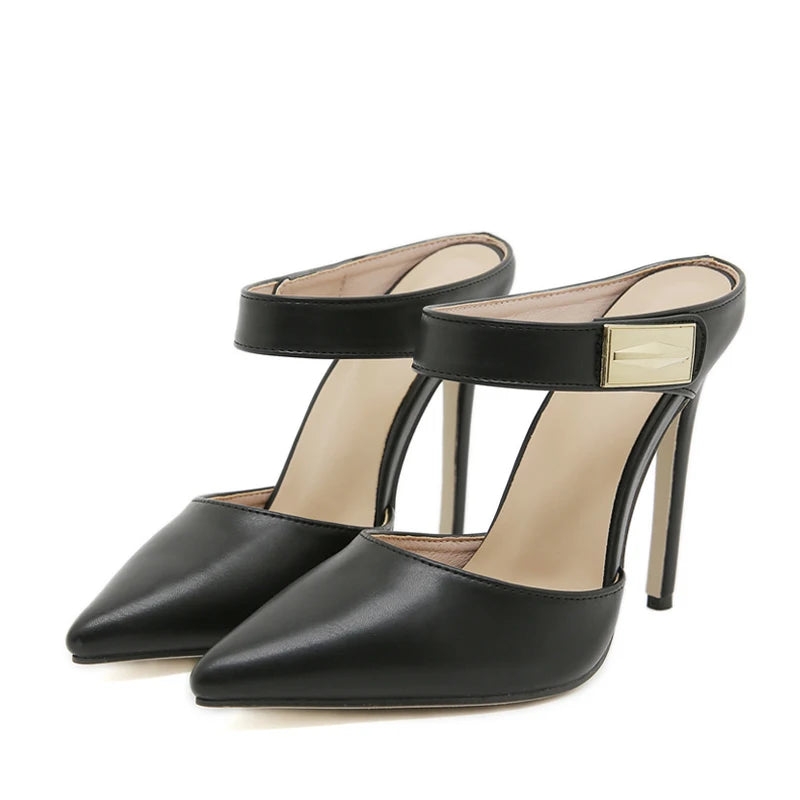 Mules donna Liyke a punta con cinturino e decoro