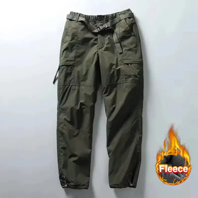 Winter Men's Fleece Pants Outdoor Tactical Cargo Pants Straight Leg Simple Style Joggers Zipper Pocket Windproof Trousers