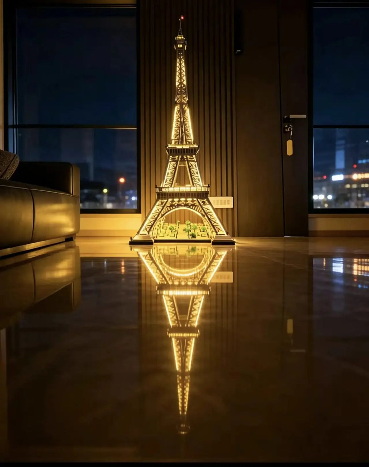 10001 Pcs Large Eiffel Tower Building Blocks Bricks Birthday Christmas Gifts Toy Compatible  10181 In Stock