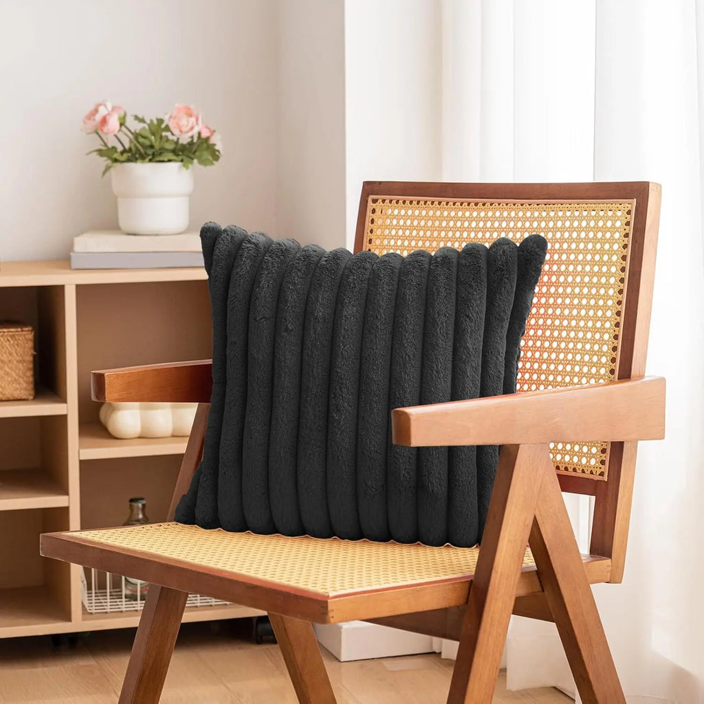 Federa decorativa nera in tessuto morbido, 45 × 45 cm
