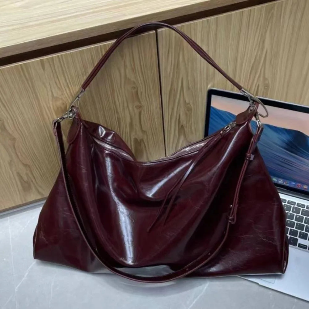 Women Fashion Oil Wax Leather Cross-body Messenger Bag Versatile Large Capacity Shoulder Bags Luxury Design Elegant Tote Bag