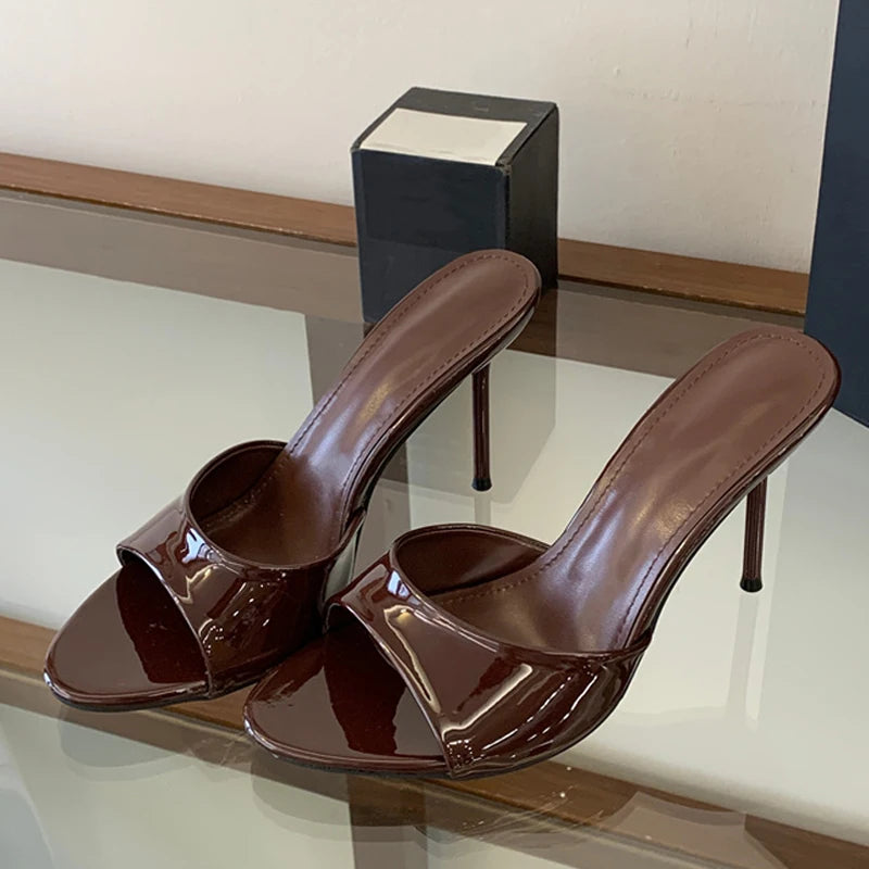 Sandali mules donna Liyke A47 lucidi con fascia ampia e tacco