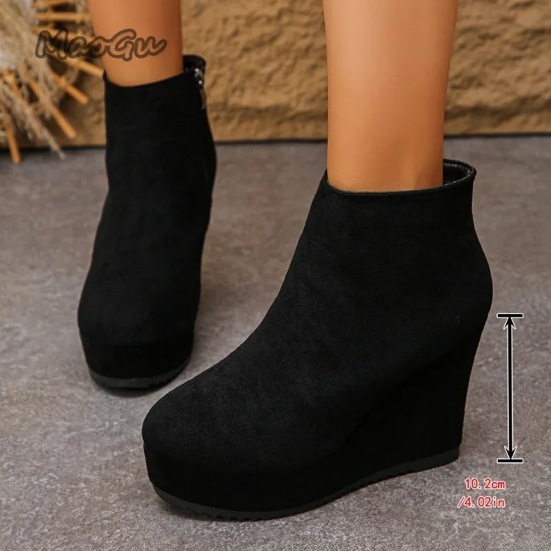 Damen-Ankleboots aus Veloursleder mit Plateau, seitlichem Reißverschluss und klobigem Keilabsatz, Retro-Kurzstiefeletten, schwarze Freizeitschuhe für Herbst und Winter, Größe 35