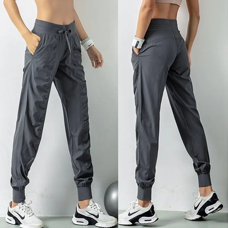 Pantaloni sportivi donna con coulisse e tasche
