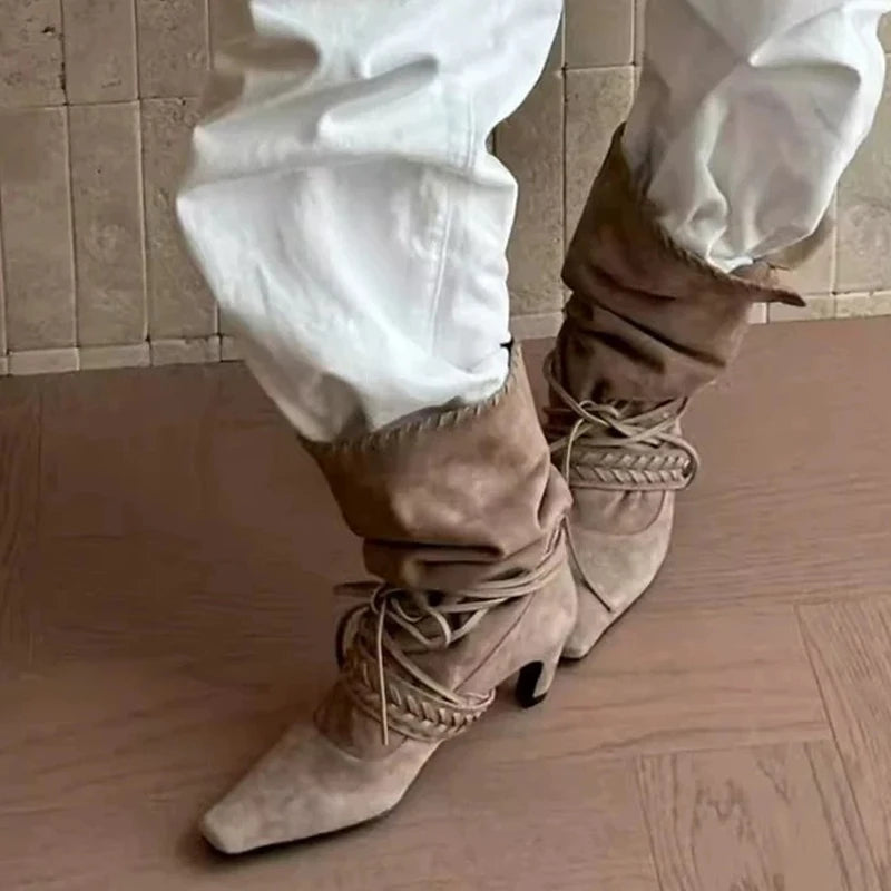 Stivaletti donna Liyke effetto suede con intrecci
