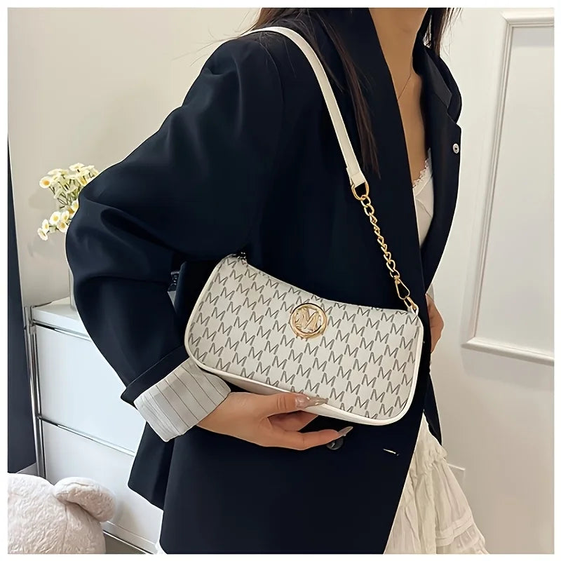 French-Style Retro Underarm Bag for Women, New Model with Letter Print, Small Square Crossbody Bag with Chain, Single Shoulder Handbag, Perfect for Ladies, Adjustable Crossbody Strap with m Logo - Zip Closure Shoulder Bag, Su