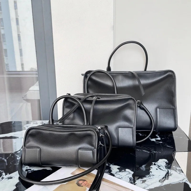 2026 Luxury Brand Design Women Shoulder Bags Top Quality Genuine Leather Women Handbags Fashion Street Style Bowling Bags Woman