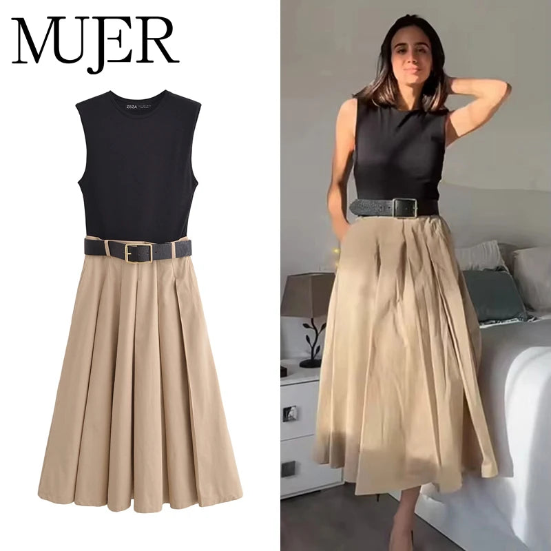 Sleeveless pleated midi dress