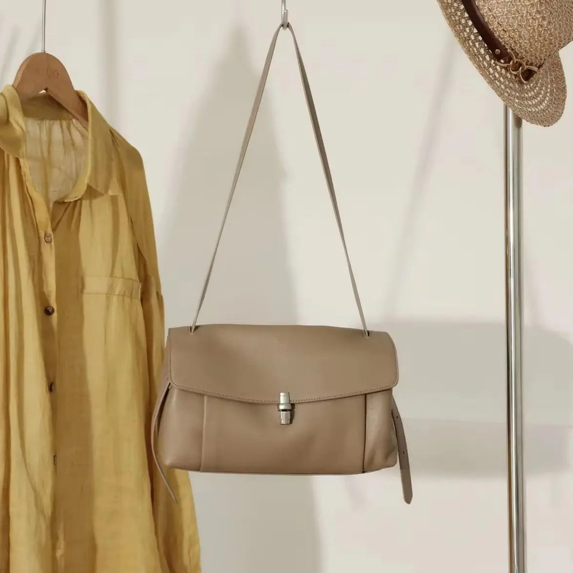 Women Genuine Grade Cow Leather Shoulder Crossbody Purse Bags High Quality Luxury Designer Cowhide Ladies Commuter Underarm Bag
