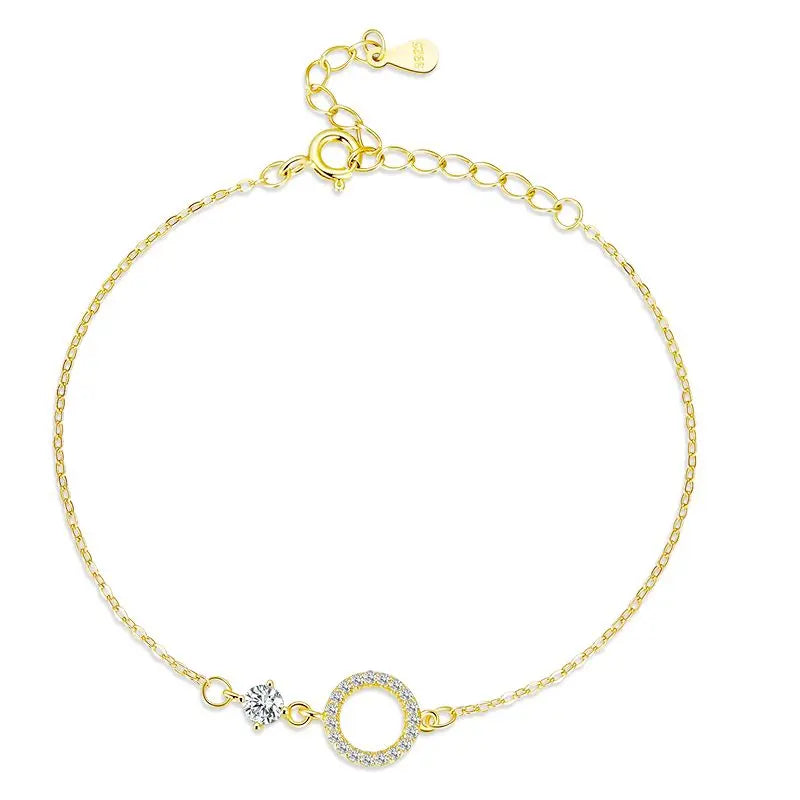 Bracciale dal design essenziale